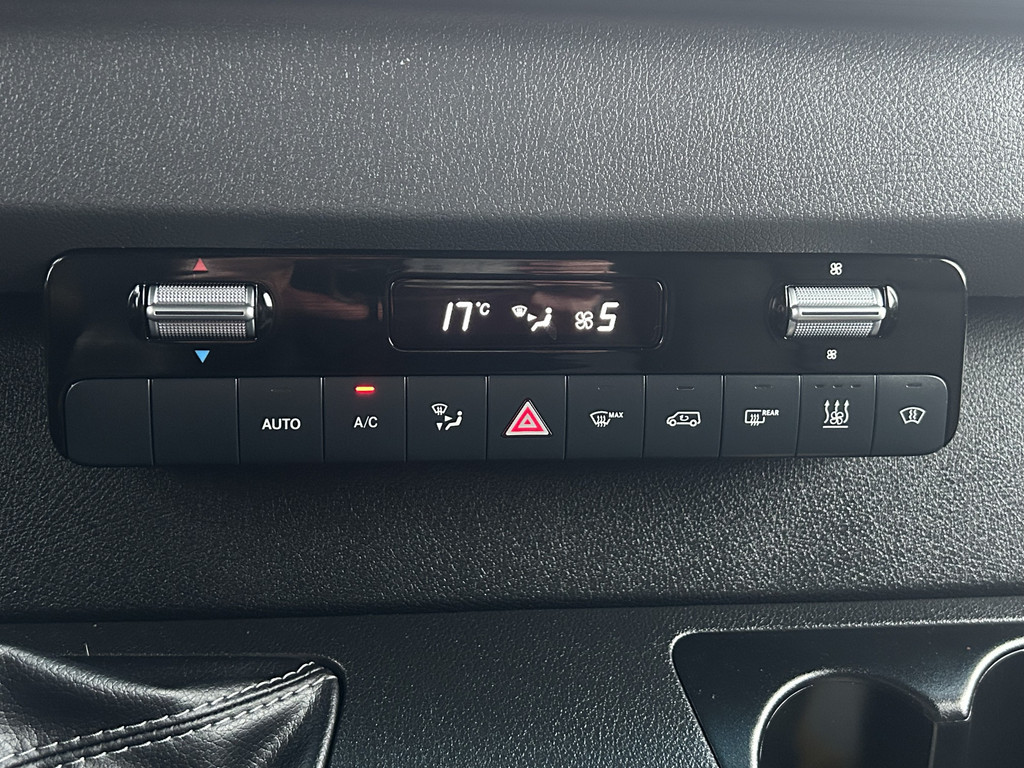 Mercedes-Benz Sprinter 311 CDI RWD 3.5T / L2H2 / UNIEK!! MEMORY EN STOELVERWARMING / TREKHAAK / LED KOPLAMPEN / ECC / CRUISE / NAVI / CAMERA / 3-ZITS / PDC 19