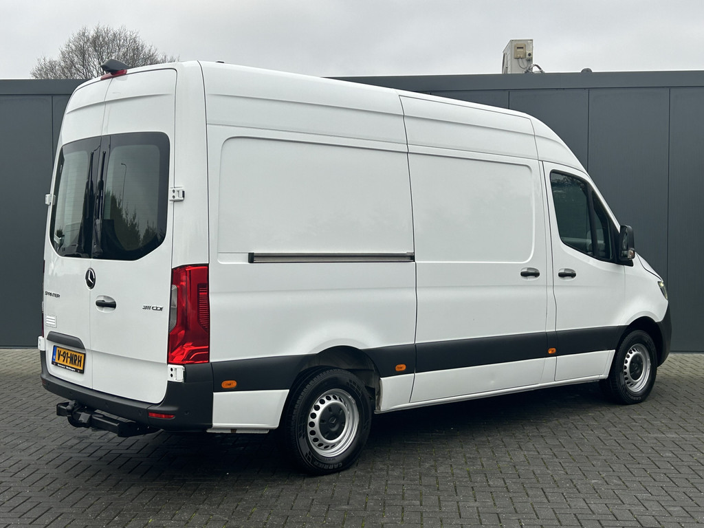 Mercedes-Benz Sprinter 311 CDI RWD 3.5T / L2H2 / UNIEK!! MEMORY EN STOELVERWARMING / TREKHAAK / LED KOPLAMPEN / ECC / CRUISE / NAVI / CAMERA / 3-ZITS / PDC 3