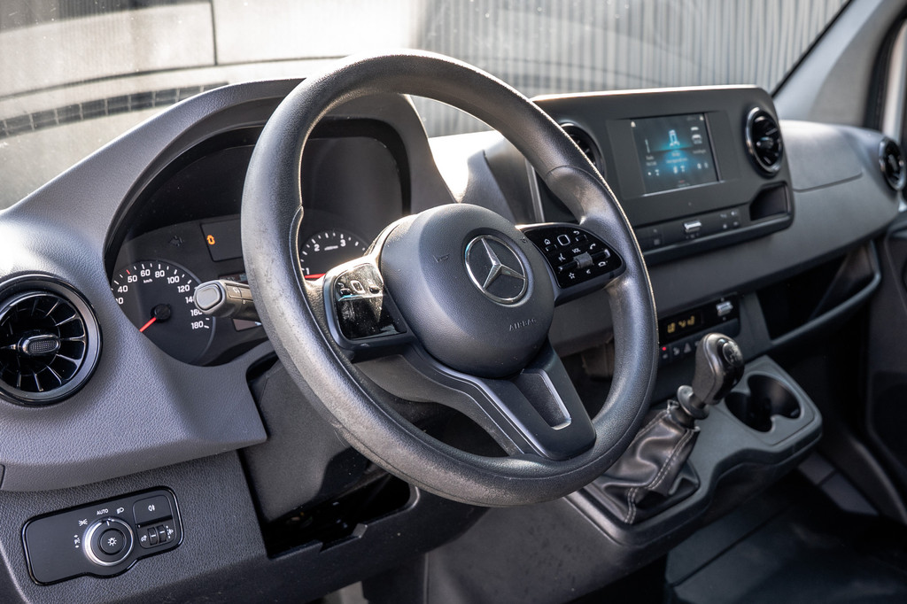 Mercedes-Benz Sprinter 311 CDI RWD L2H2 | Volledig Ingericht | Mbux | Camera | Carplay | Climatronic 15