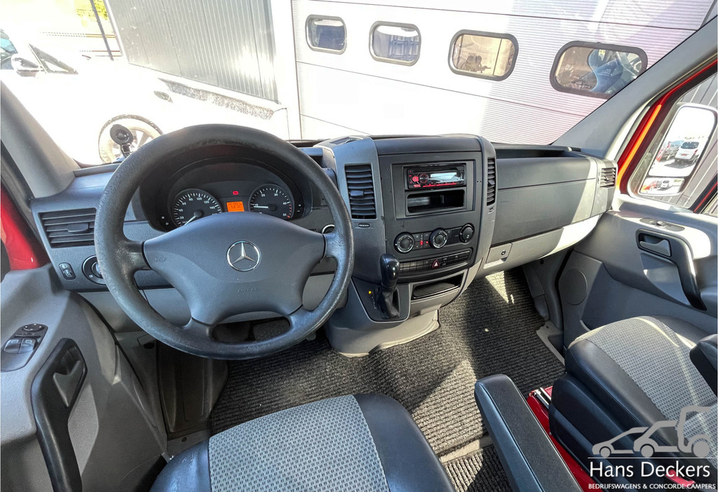 Mercedes-Benz Sprinter 311 L2 H2 Automaat Marge 9Persoons Trekhaak Airco 10