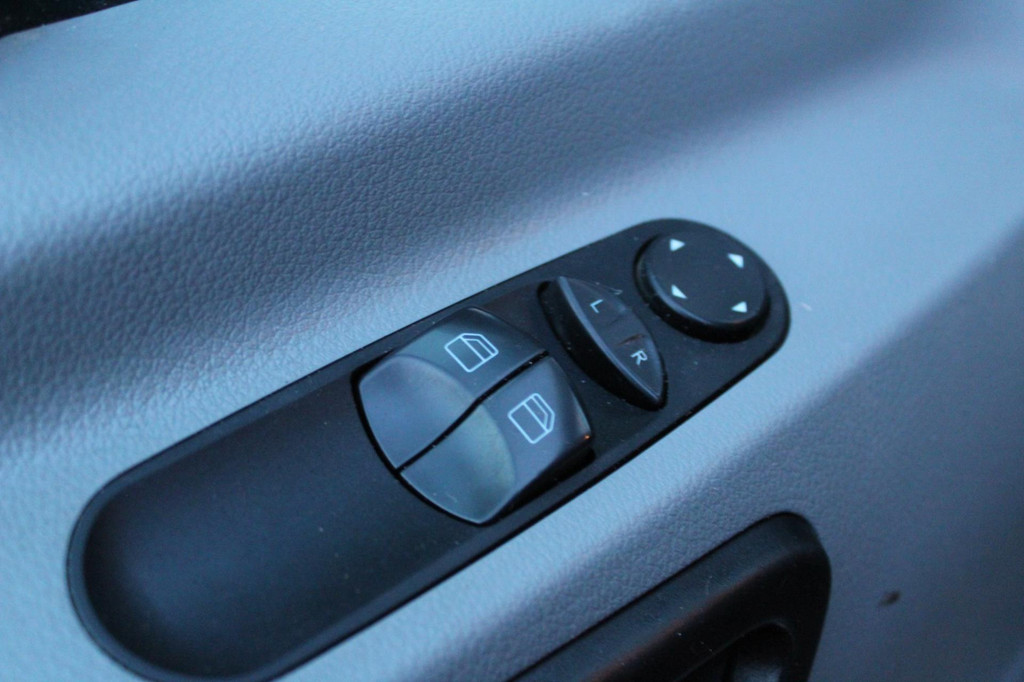 Mercedes-Benz Sprinter 313 2.2 CDI 366 DC 129PK |Ideaal voor camperombouw! | AUTOMAAT | Airco | Elektrische Ramen | Cruise Control 17