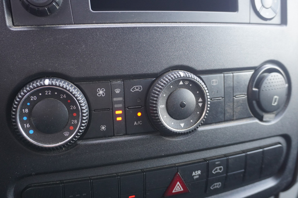 Mercedes-Benz Sprinter 313 2.2 CDI L2H2 - Airco - Cruise - Stoelverwarming - ⬠10.900,- Excl. Inruil Joep online klikken 10