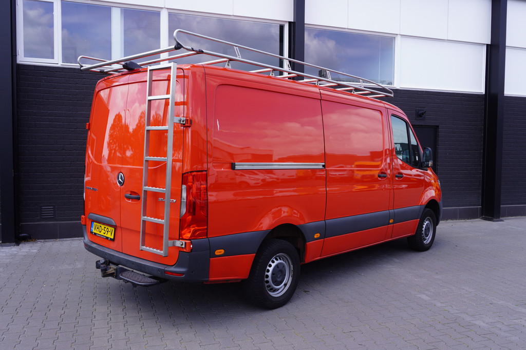 Mercedes-Benz Sprinter 314 2.2 CDI L2H1 EURO 6 - A/C Climate - Cruise - Camera - €17.499,- Excl. 2
