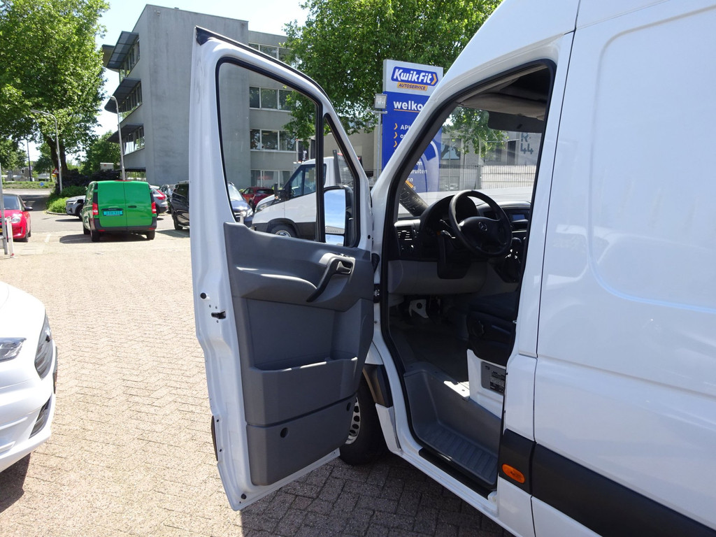 Mercedes-Benz Sprinter 314 2.2 CDI L2H1 EURO 6 MARGE AUTO 3 zitplaatsen. 11