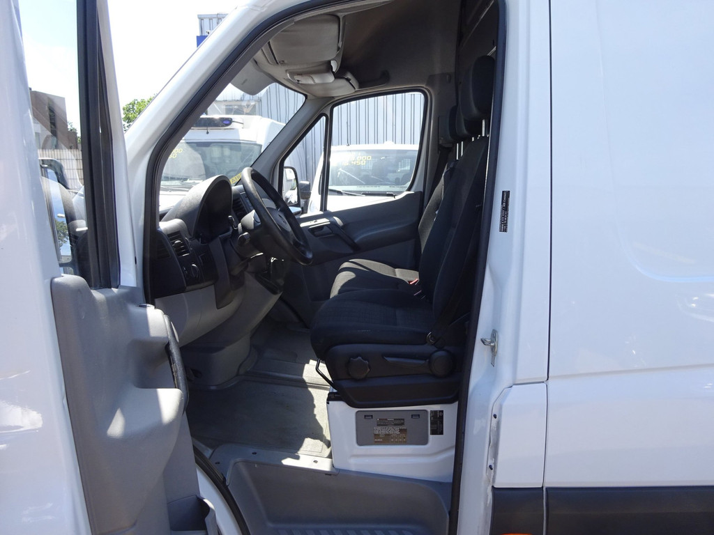 Mercedes-Benz Sprinter 314 2.2 CDI L2H1 EURO 6 MARGE AUTO 3 zitplaatsen. 12