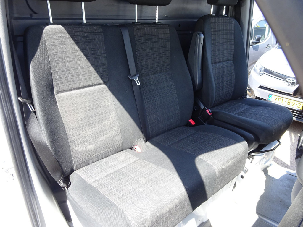 Mercedes-Benz Sprinter 314 2.2 CDI L2H1 EURO 6 MARGE AUTO 3 zitplaatsen. 13