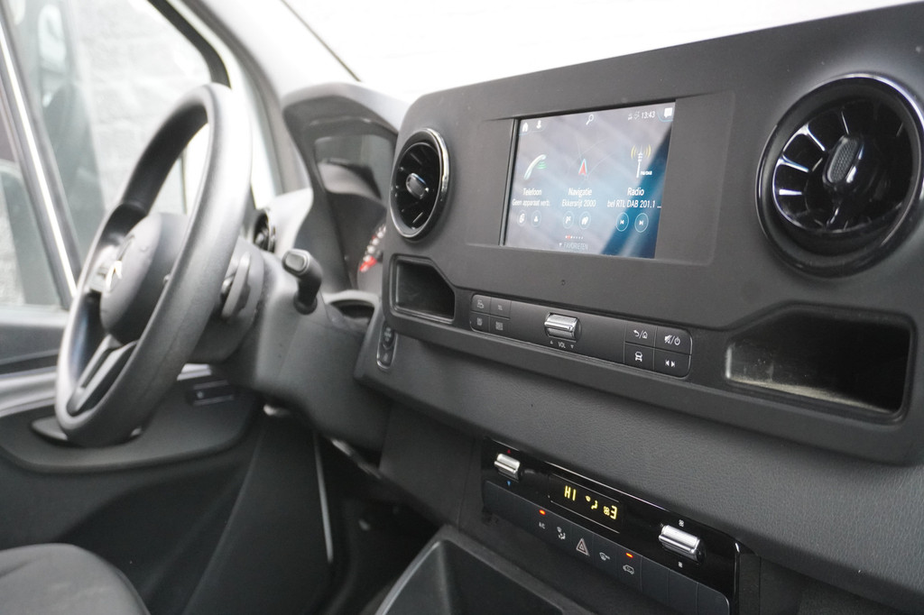 Mercedes-Benz Sprinter 314 2.2 CDI L2H2 Automaat EURO 6 - A/C climate - Navi - Cruise - € 19.900,- Excl. 3