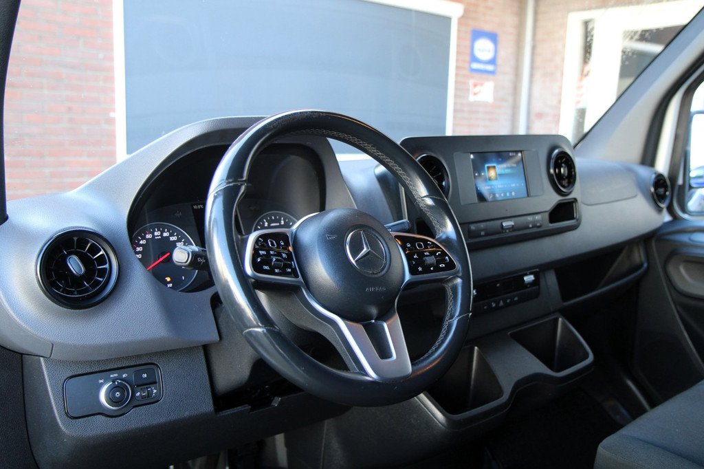 Mercedes-Benz Sprinter 314 2.2 CDI L3H2 143PK automaat / Multi stuur / Camera / 3 zits 13