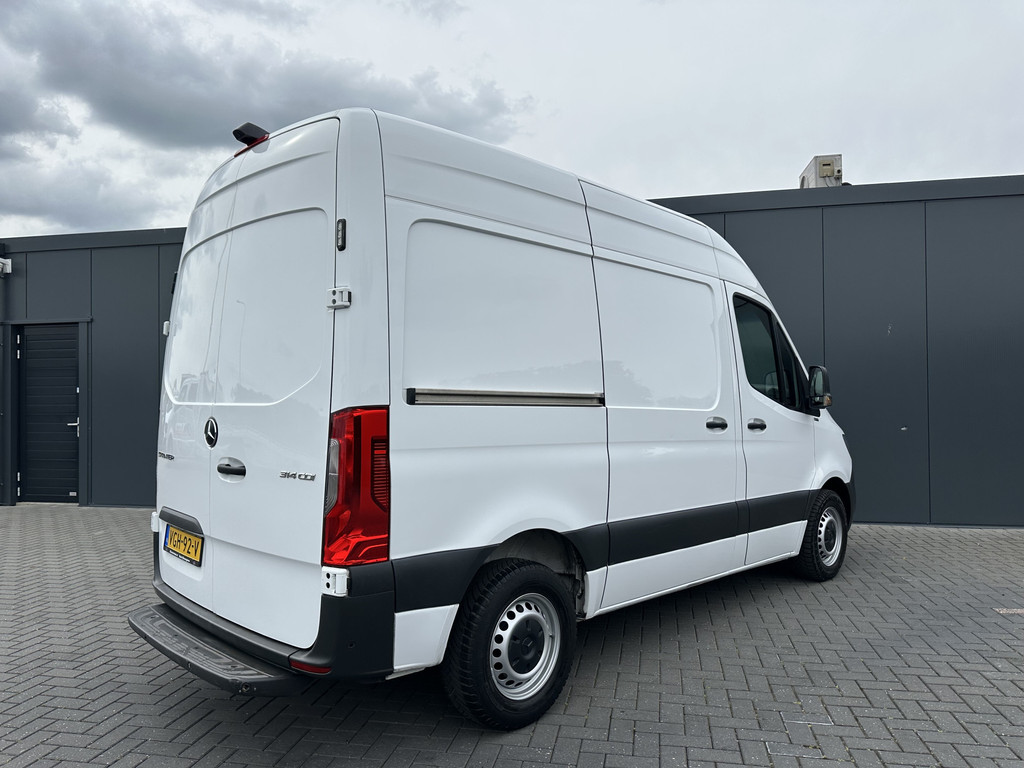Mercedes-Benz Sprinter 314 CDI 143 PK AUTOMAAT / L1H2 / 1e EIGENAAR / CAMERA / GEVEERDE STOEL / BLIND SPOT / CRUISE / AIRCO 3