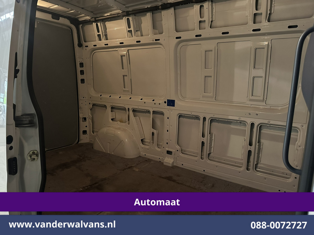 Mercedes-Benz Sprinter 314 CDI 143pk 9G-Tronic Automaat L2H2 Euro6 Airco | Navigatie | Camera | Apple Carplay | Android Auto Cruisecontrol, Stoelverwarming, Parkeersensoren, Bijrijdersbank 15