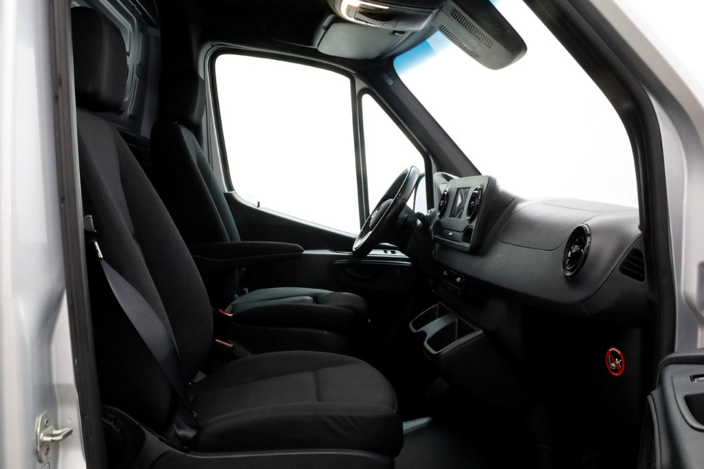 Mercedes-Benz Sprinter 314 CDI 143pk 9G Automaat L1H1 LED/ACC/Camera/Inrichting 10-2020 3