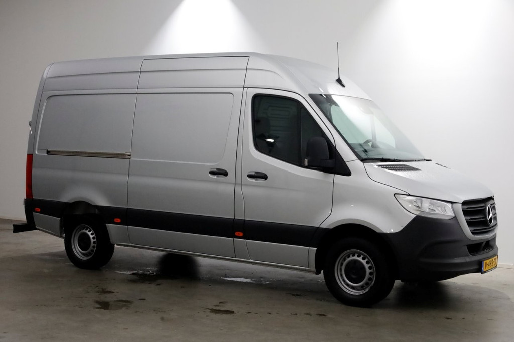 Mercedes-Benz Sprinter 314 CDI 143pk E6 RWD 7G Automaat L2H2 Navi/Camera/Inrichting Trekhaak 2800kg 06-2019 10