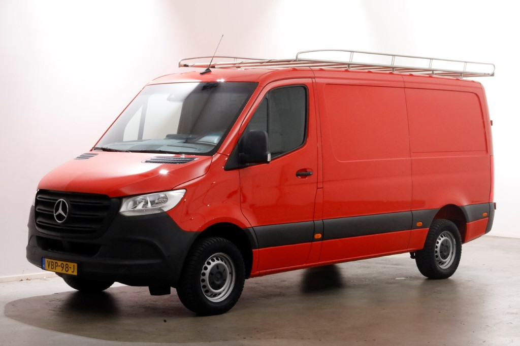 Mercedes-Benz Sprinter 314 CDI 143pk E6 RWD L2H1 Navi/Camera/Inrichting/Trekhaak 3500kg 11-2019 10