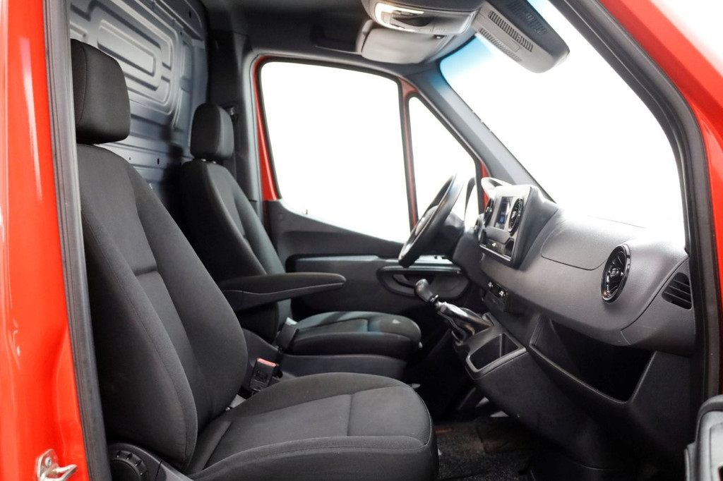Mercedes-Benz Sprinter 314 CDI 143pk E6 RWD L2H1 Navi/Camera/Inrichting/Trekhaak 3500kg 11-2019 3