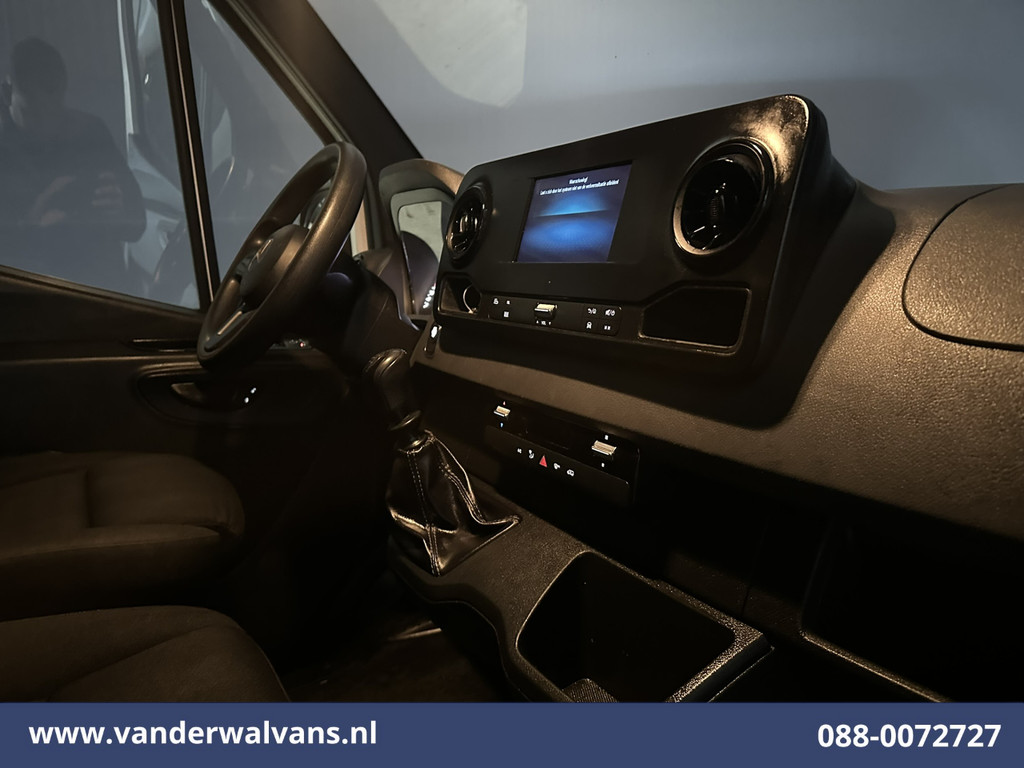 Mercedes-Benz Sprinter 314 CDI 143pk L2H2 Euro6 Airco | Camera | Apple Carplay | Android Auto Parkeersensoren, Bijrijdersbank 13