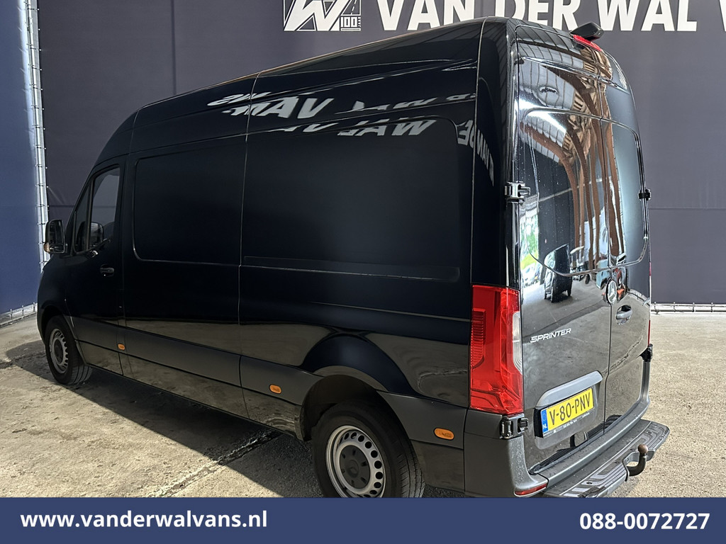 Mercedes-Benz Sprinter 314 CDI 143pk L2H2 Euro6 Airco | Camera | Apple Carplay | Trekhaak | Cruisecontrol Android Auto, Stoelverwarming, 270 Graden Achterdeuren, Parkeersensoren, Bijrijdersbank 10