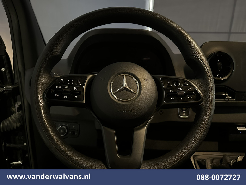 Mercedes-Benz Sprinter 314 CDI 143pk L2H2 Euro6 Airco | Camera | Apple Carplay | Trekhaak | Cruisecontrol Android Auto, Stoelverwarming, 270 Graden Achterdeuren, Parkeersensoren, Bijrijdersbank 5