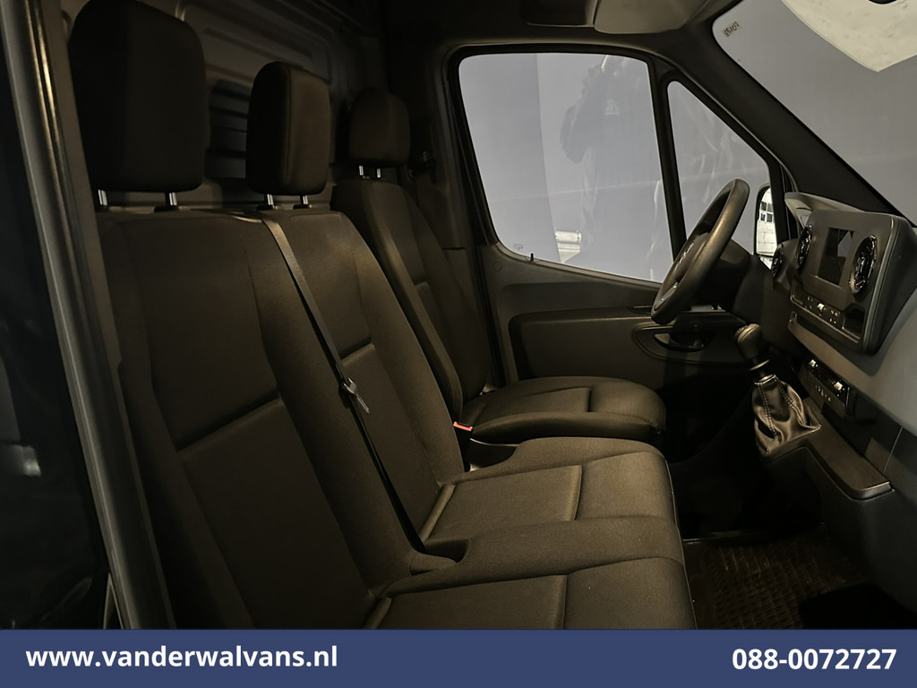 Mercedes-Benz Sprinter 314 CDI 143pk L2H2 Euro6 Airco | Camera | Apple Carplay | Trekhaak | Cruisecontrol Android Auto, Stoelverwarming, 270 Graden Achterdeuren, Parkeersensoren, Bijrijdersbank 6