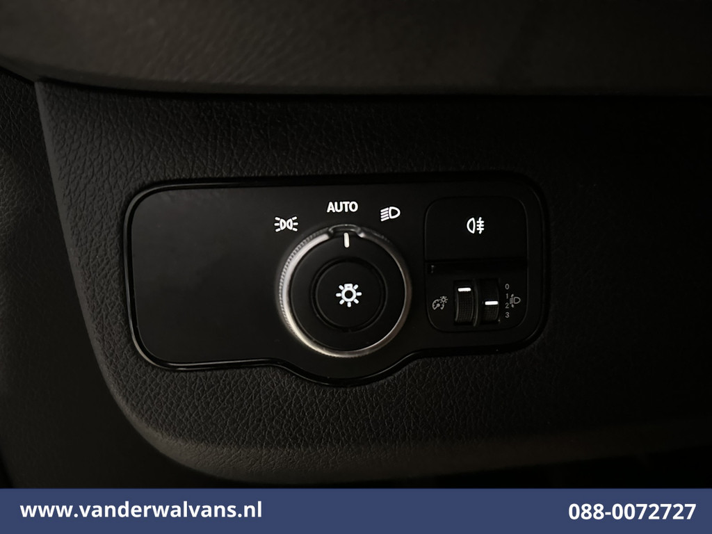Mercedes-Benz Sprinter 314 CDI 143pk L3H2 Euro6 Airco | Camera | Apple Carplay | Android Auto | Cruisecontrol | Parkeersensoren Bijrijdersbank 16