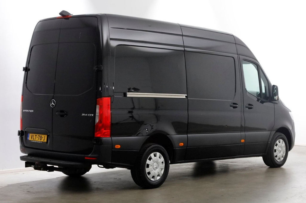 Mercedes-Benz Sprinter 314 CDI 143pk RWD L2H2 Navi/Camera/Trekhaak 3500kg 02-2020 2