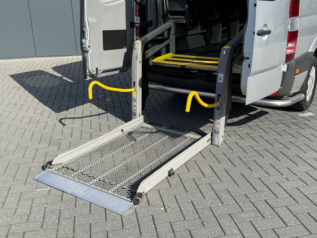 Mercedes-Benz Sprinter 314 CDI AUTOMAAT EURO 6 / FLEXI-TRANS ROLSTOELBUS + LIFT / L2H2 / 9 PERSOONS / CAMERA / AIRCO / PRIJS INCL BTW EN BPM 9