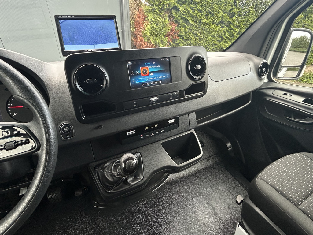Mercedes-Benz Sprinter 314 CDI / L1H1 / 1e EIG. / 2x SCHUIFDEUR / INRICHTING + LAADKRAAN / CAMERA / AIRCO / CRUISE / NAVI / APPLE CARPLAY 14