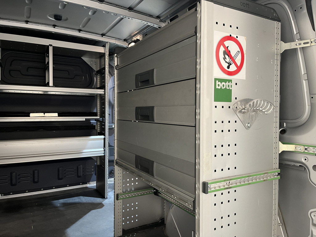 Mercedes-Benz Sprinter 314 CDI L1H1 Automaat / Servicebus / Bott Inrichting / Euro 6 / Airco / CarPlay / Cruise Control Adap. / Camera / Navigatie / LED 13