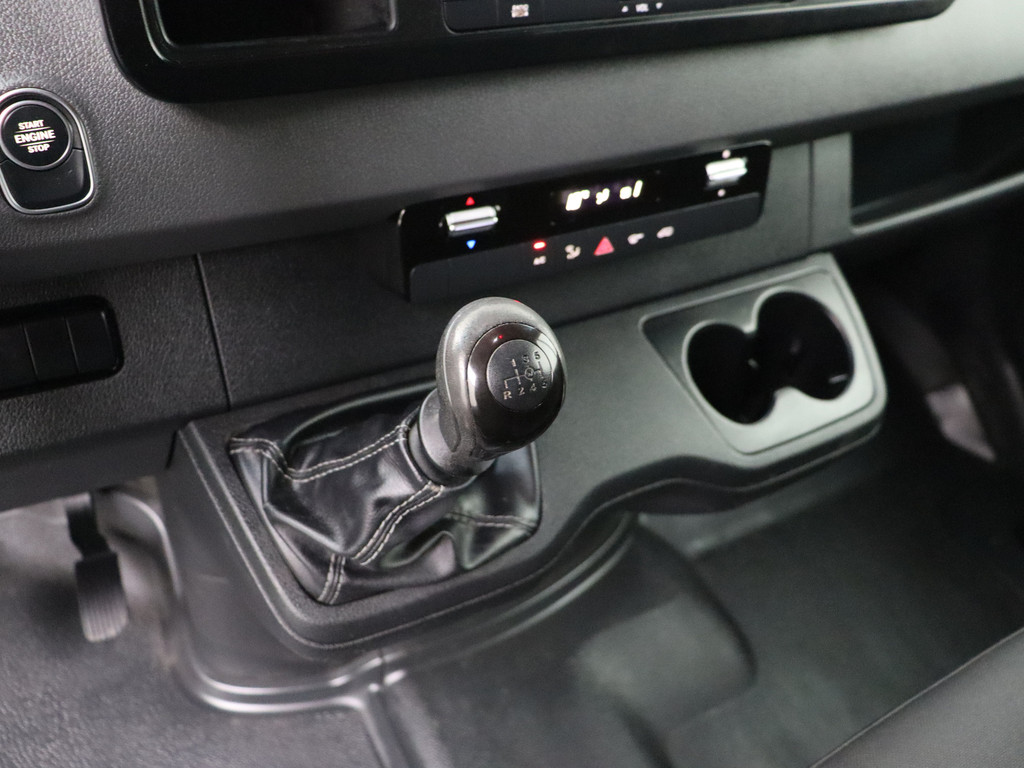 Mercedes-Benz Sprinter 314CDI L2H2 | Mbux | Camera | Airco | Cruise | 3-Persoons 16