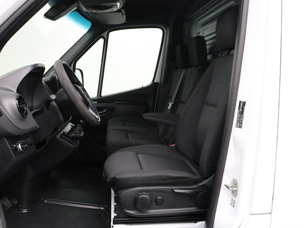 Mercedes-Benz Sprinter 314CDI L2H2 | Mbux | Camera | Airco | Cruise | 3-Persoons 19