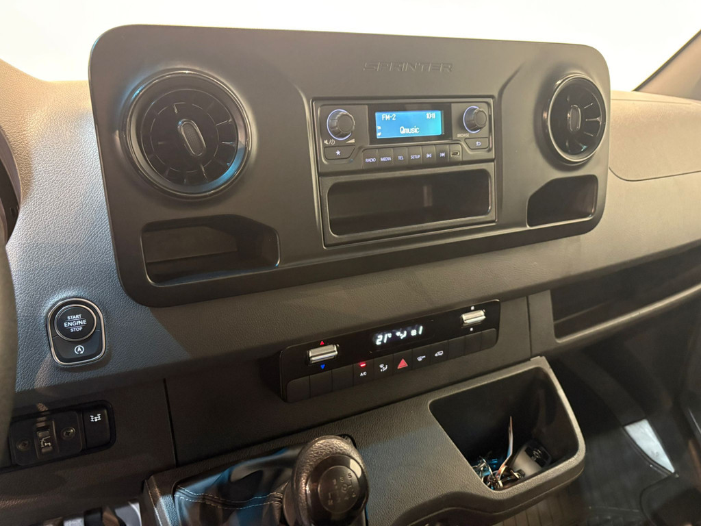 Mercedes-Benz Sprinter 314 CDI RWD L3 Open Laadbak / Hiab T-CLX 038-3 Kraan PTO / Euro 6 / Airco / Cruise Control / 37.700 KM !! 11