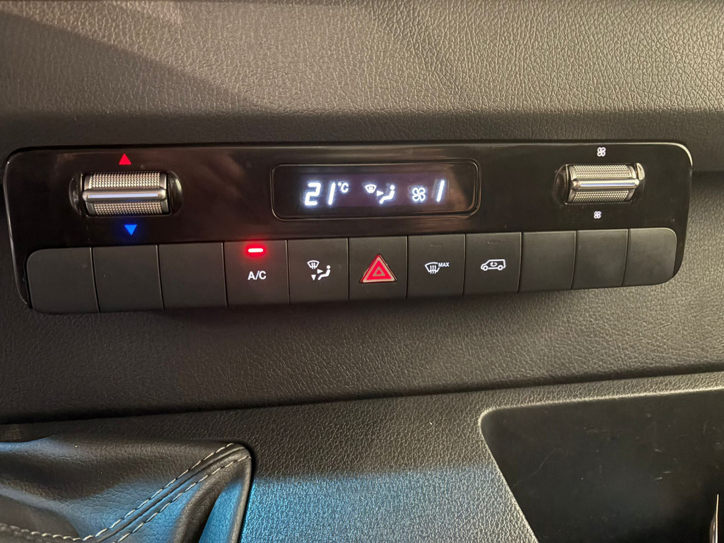 Mercedes-Benz Sprinter 314 CDI RWD L3 Open Laadbak / Hiab T-CLX 038-3 Kraan PTO / Euro 6 / Airco / Cruise Control / 37.700 KM !! 12