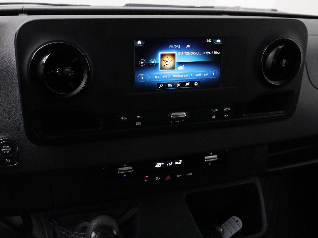 Mercedes-Benz Sprinter 314CDi L2H1 Imperiaal | Kastinrichting | Mbux Touchscreen | Camera | Leder | Airco 17
