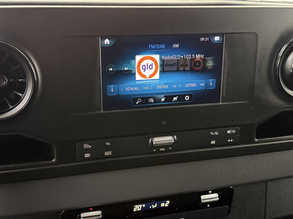 Mercedes-Benz Sprinter 314CDi L2H2 | Navigatie | Camera | Airco | 3-Persoons | Trekhaak 19