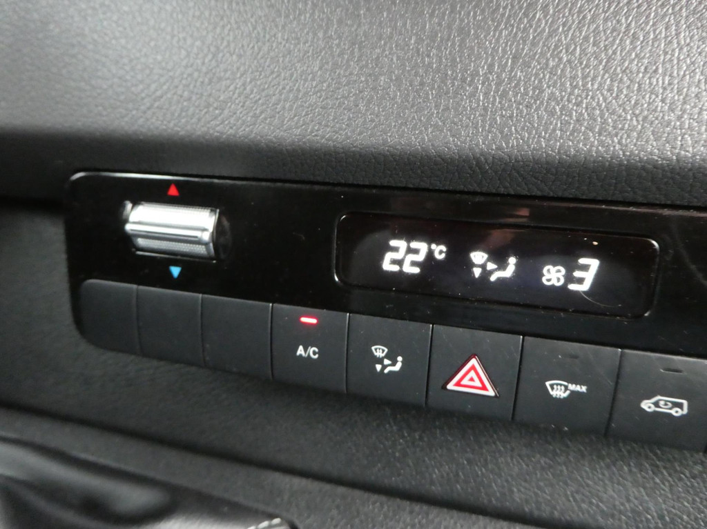Mercedes-Benz Sprinter 314cdi L2H1 met Airco, Navigatie, Cruisecontrol. 12