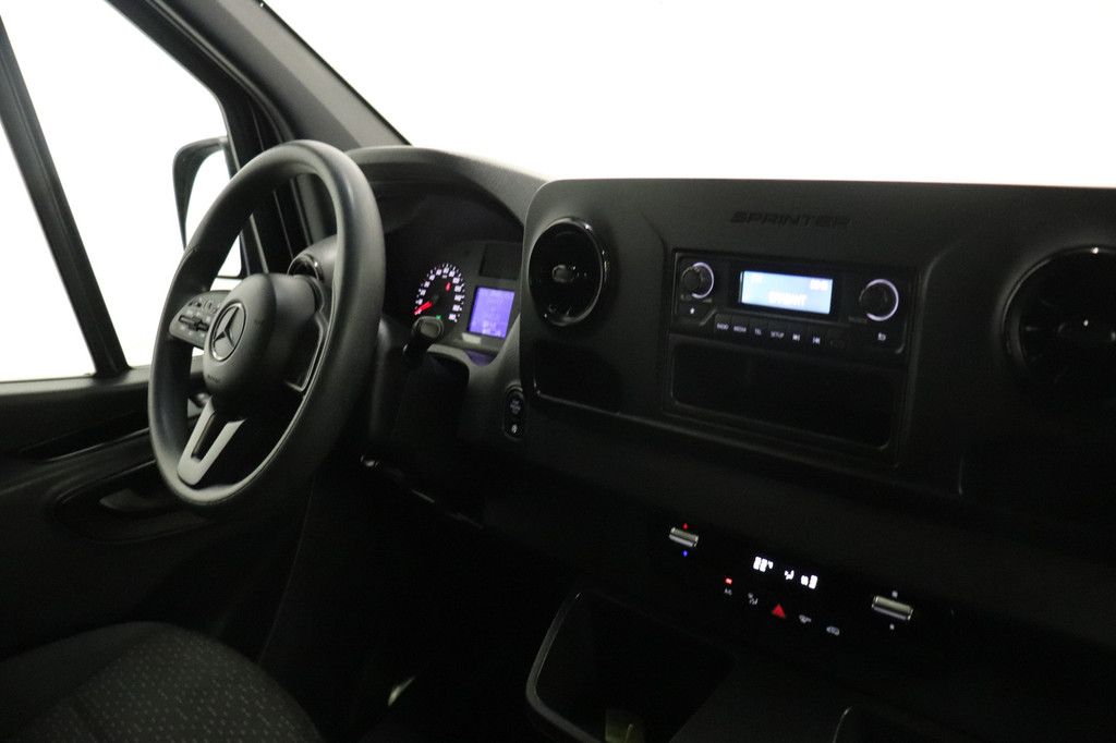 Mercedes-Benz Sprinter 315 1.9 CDI Automaat L2H1 EURO 6 - A/C Climate - Cruise - Carkit - € 15.900,- Excl. 3