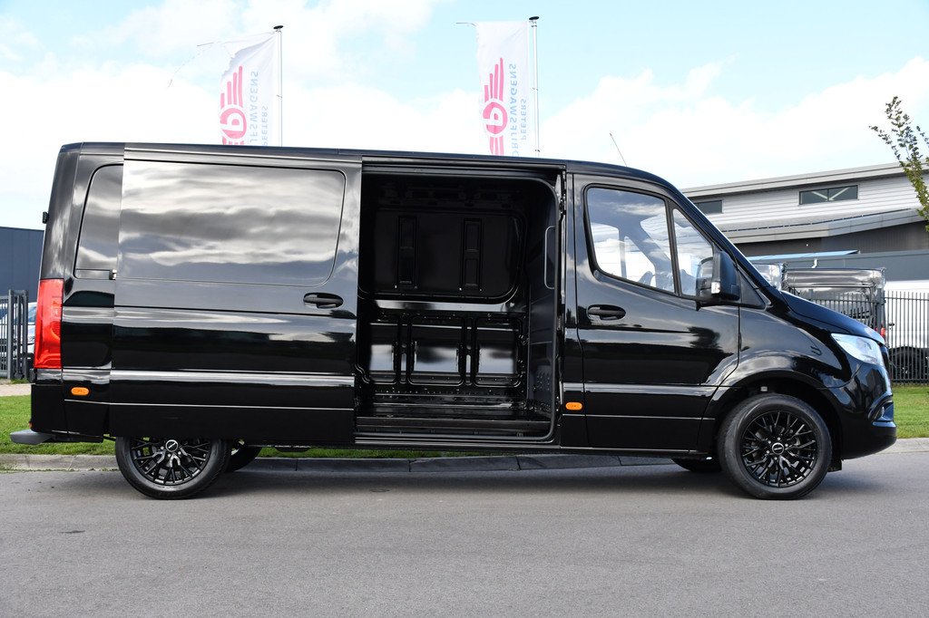 Mercedes-Benz Sprinter 315 1.9 CDI L2H1 FWD Black Edition DEMO! Cruise, Carplay, multimedia, Automaat, 150pk, 3 Zits, Uniek! 11