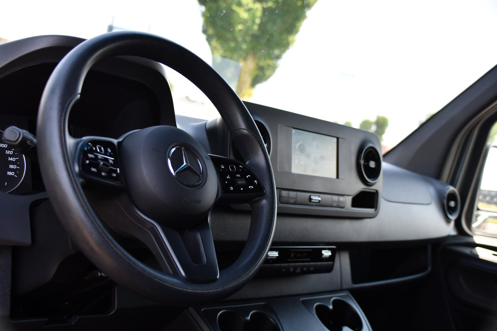 Mercedes-Benz Sprinter 315 1.9 CDI L2H1 RWD PB Edition Camera, Cruise, Carplay, 150pk, Sensoren, Automaat, LED, Multimedia, Airco, Uniek! 12