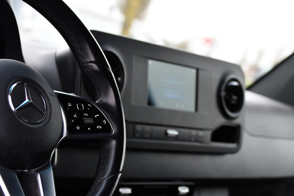 Mercedes-Benz Sprinter 315 1.9 CDI L2H2 AMG Edition Adaptieve Cruise, Camera, Carplay, 150pk, LED, Dodehoek, Sensoren, Multimedia, Uniek! 13