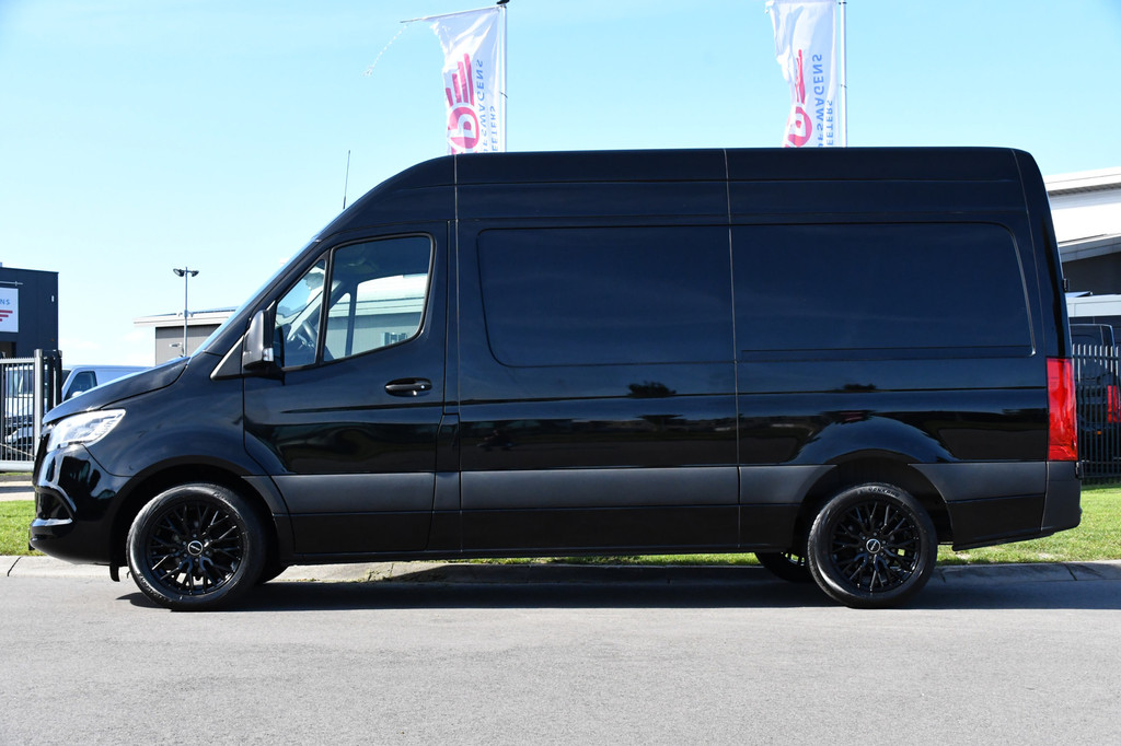 Mercedes-Benz Sprinter 315 1.9 CDI L2H2 Black Edition Camera, Cruise, Carplay, LED, 150pk, Automaat, Multimedia, Uniek! 3