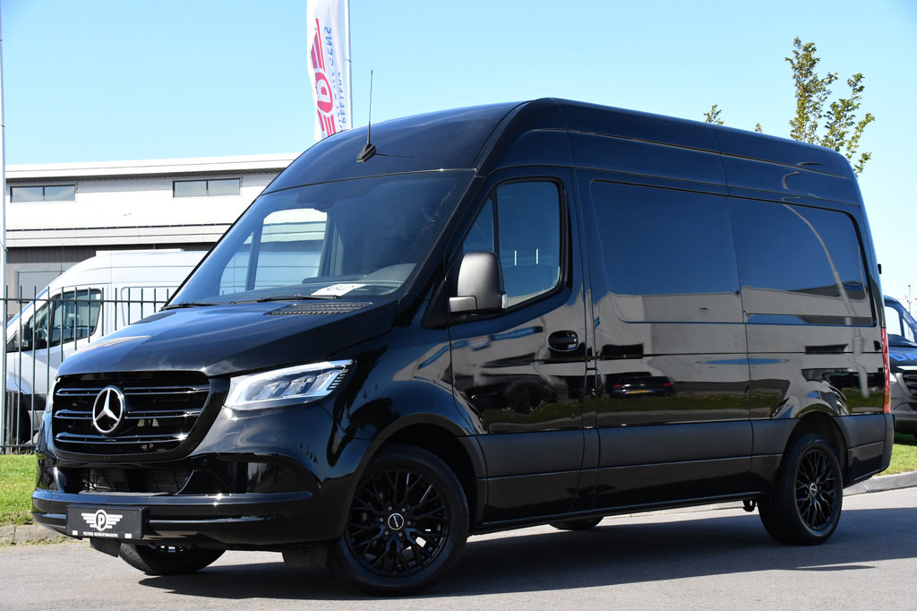 Mercedes-Benz Sprinter 315 1.9 CDI L2H2 Black Edition Camera, Cruise, Carplay, LED, 150pk, Automaat, Multimedia, Uniek! 4