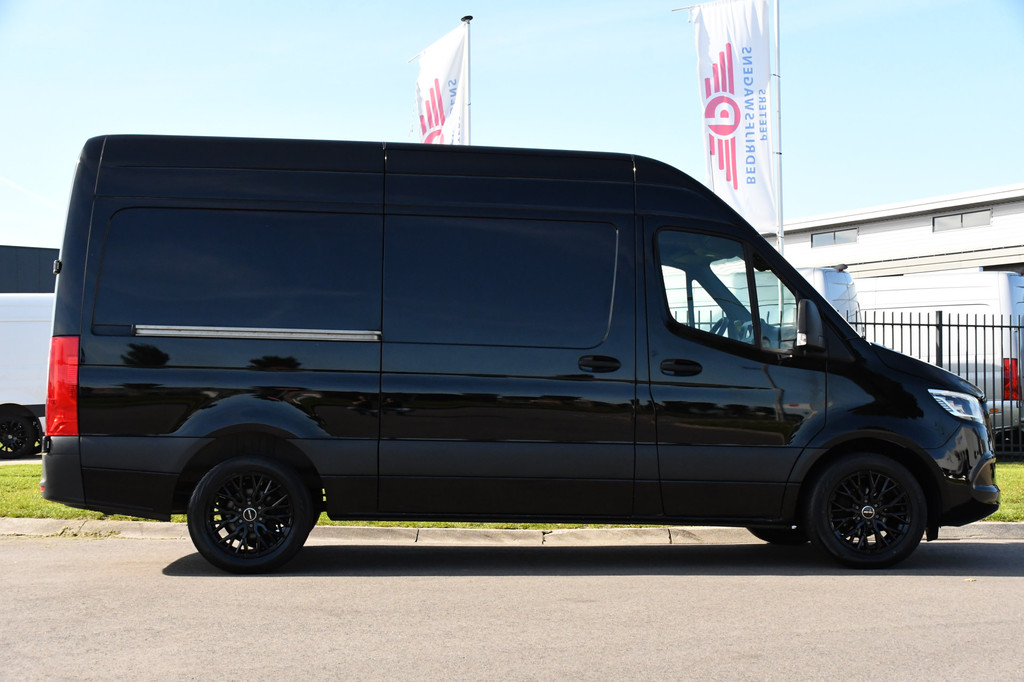 Mercedes-Benz Sprinter 315 1.9 CDI L2H2 Black Edition Camera, Cruise, Carplay, LED, 150pk, Automaat, Multimedia, Uniek! 8