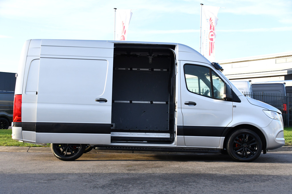Mercedes-Benz Sprinter 315 1.9 CDI L2H2 RWD PB Edition Camera, Carplay, Dodehoek, 150pk, Automaat, Multimedia, Sensoren, Uniek! 12