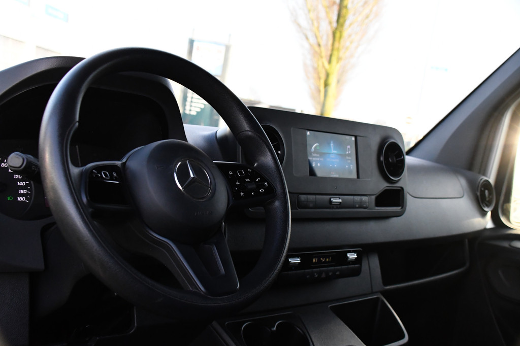 Mercedes-Benz Sprinter 315 1.9 CDI L2H2 RWD PB Edition Camera, Carplay, Dodehoek, 150pk, Automaat, Multimedia, Sensoren, Uniek! 2
