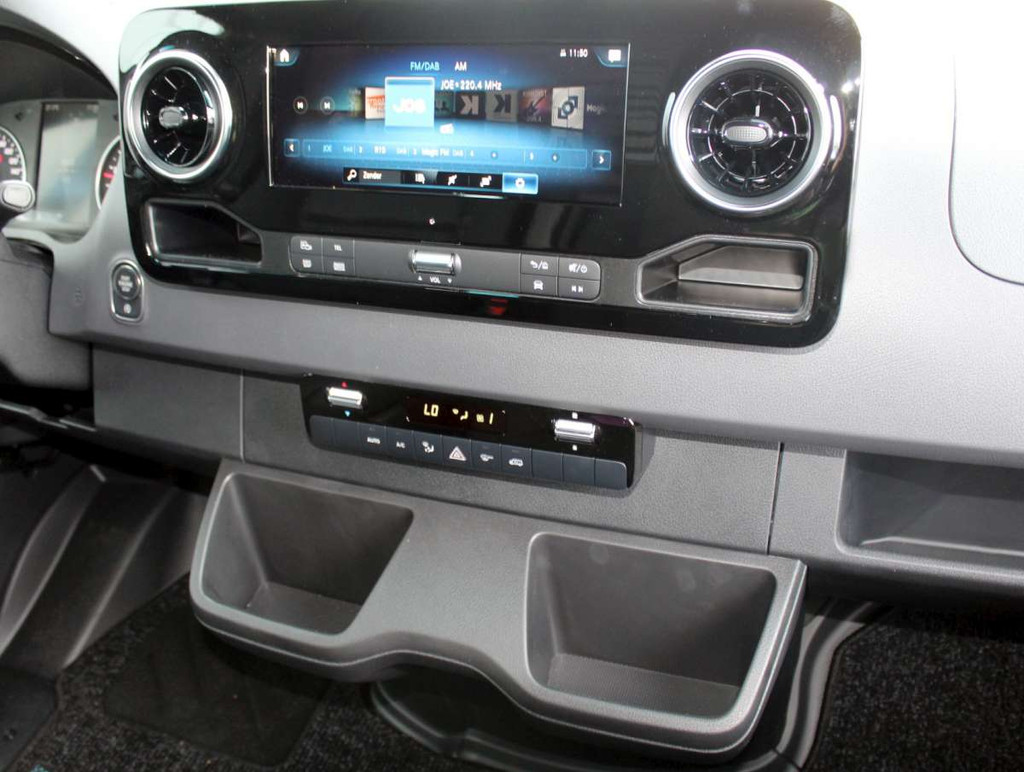 Mercedes-Benz Sprinter 315 1.9 CDI L2 Pro Aut. Airco/Nav/Cam Trekhaak 19