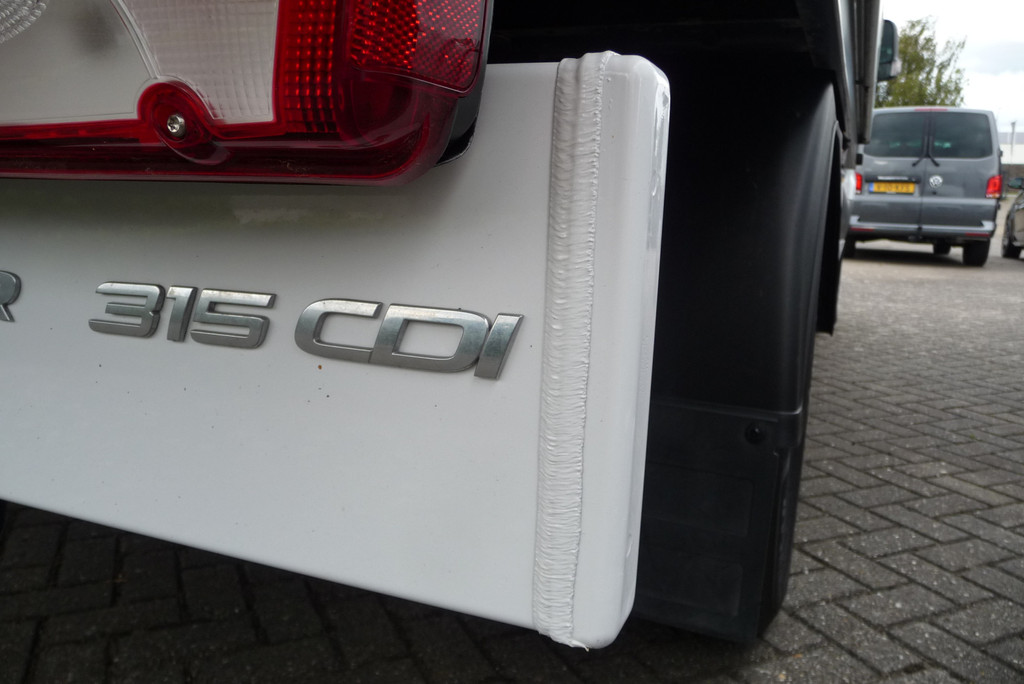 Mercedes-Benz Sprinter 315 1.9 CDI RWD DC trekhaak3.5 t , 7 zits 366 WB laadbak 2.70 m 9