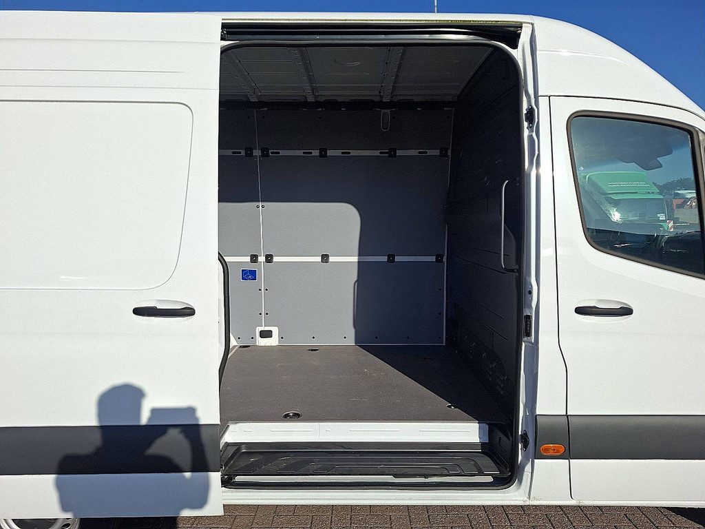 Mercedes-Benz Sprinter 315 CDI 150PK L2H2 Pro automaat nr.V151 | Airco | Cruise | Camera | Trekhaak 3.500KG 10