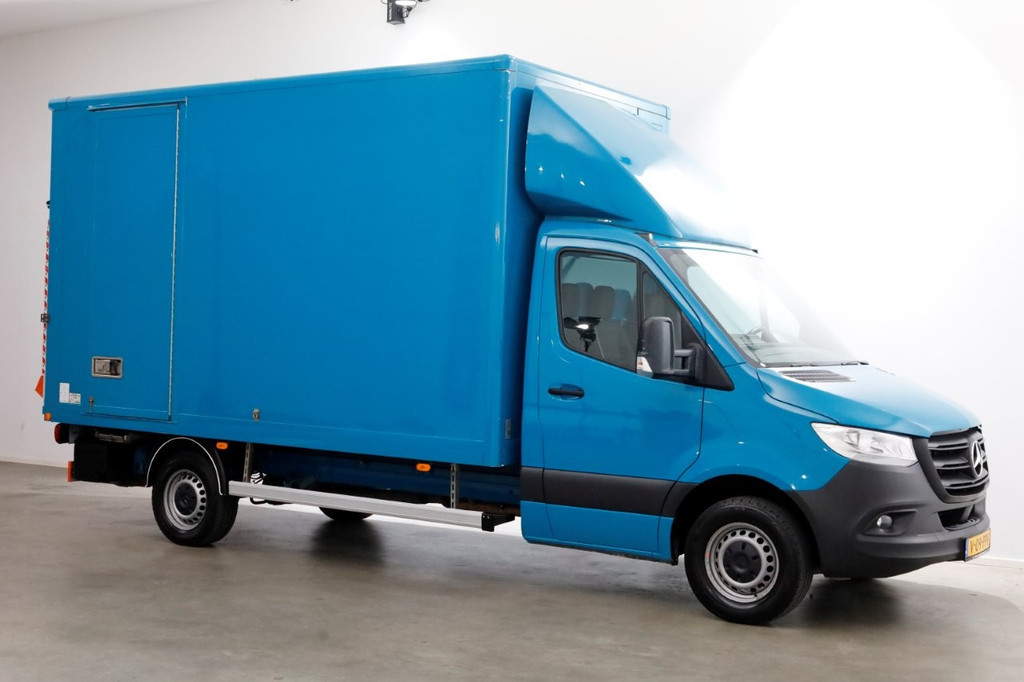 Mercedes-Benz Sprinter 315 CDI 150pk 9G Automaat Bakwagen met laadklep en zijdeur H235cm 12-2022 10