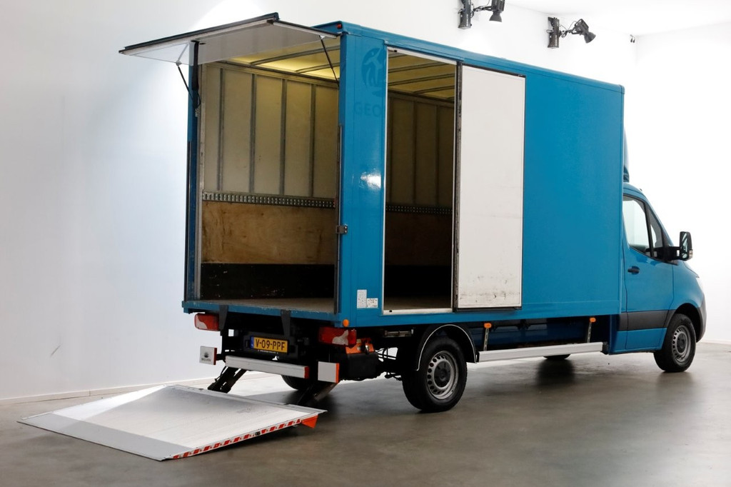 Mercedes-Benz Sprinter 315 CDI 150pk 9G Automaat Bakwagen met laadklep en zijdeur H235cm 12-2022 12