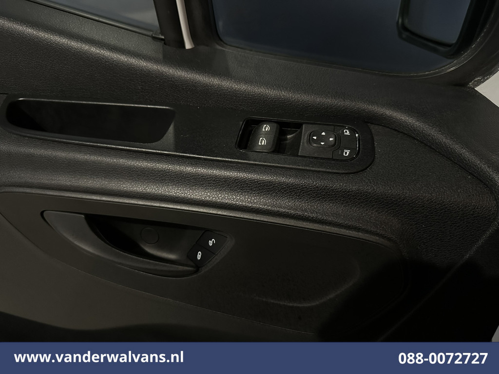 Mercedes-Benz Sprinter 315 CDI 150pk L1H1 Euro6 Airco | Camera | Navigatie | Apple Carplay | Chauffeursstoel | Tachograaf Android Auto, Trekhaak, Bijrijdersbank, Tachograaf 18