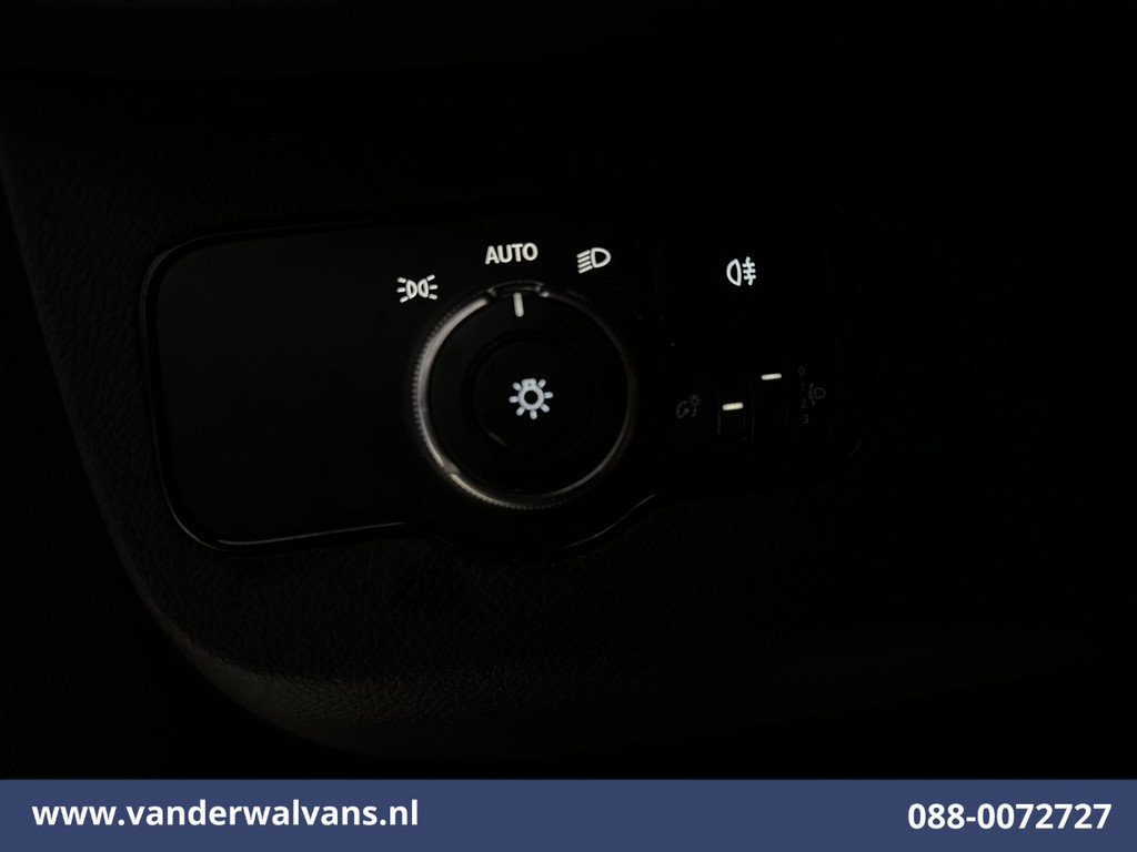 Mercedes-Benz Sprinter 315 CDI 150pk L2H1 Euro6 Airco | Camera | Apple Carplay | Chauffeursstoel | Trekhaak Android Auto 17
